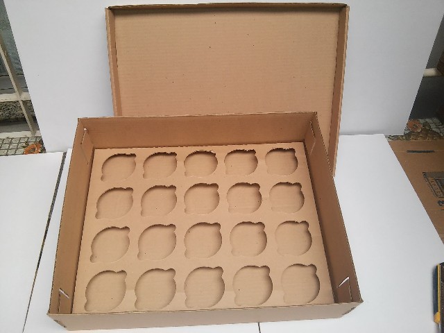 Foto 1 - Caixa de papelão para doces e salgados