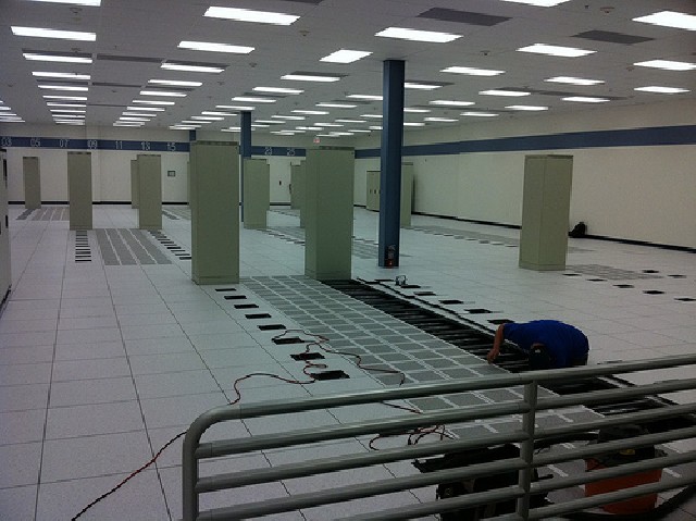 Foto 2 - Limpeza de data center